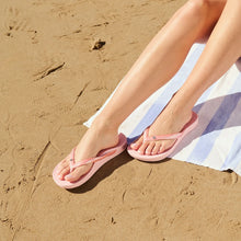 Load image into Gallery viewer, Archies Thongs Pink Shimmer - Crystal