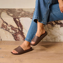 Load image into Gallery viewer, Arch Support Slides - Classic - Brown