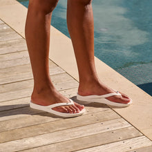 Load image into Gallery viewer, Arch Support Thongs - Classic - Crystal White