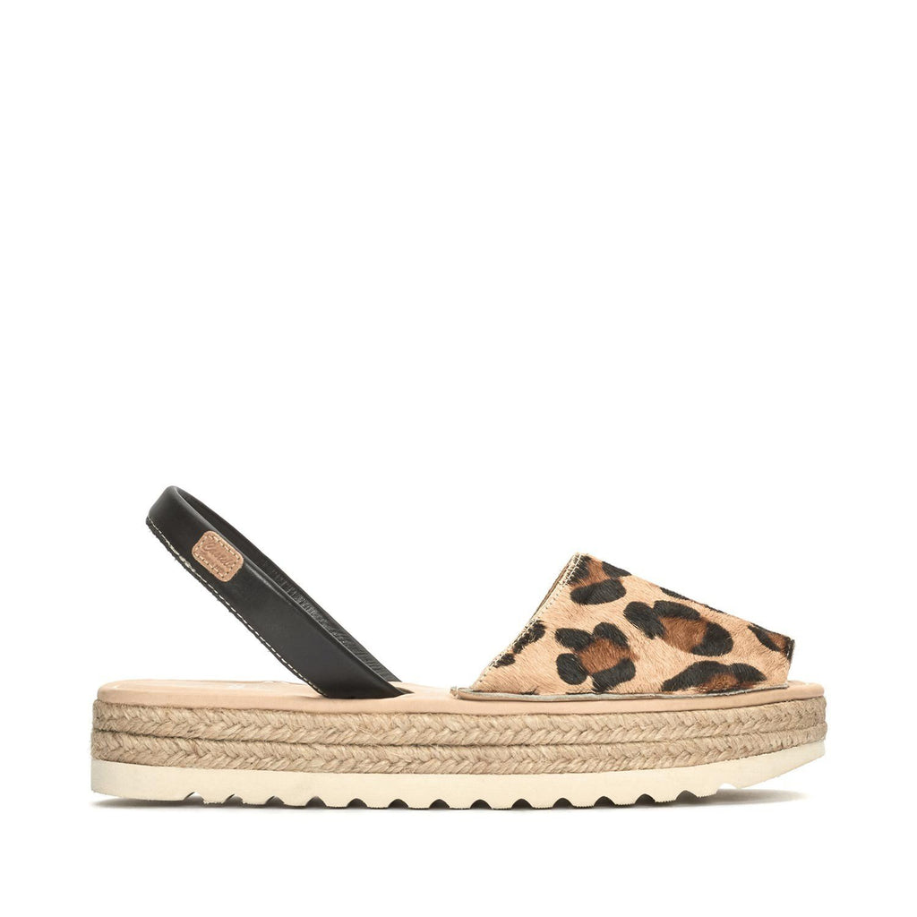1981 A DOBLE YUTE HORSEY - Noosa Footwear Co. 